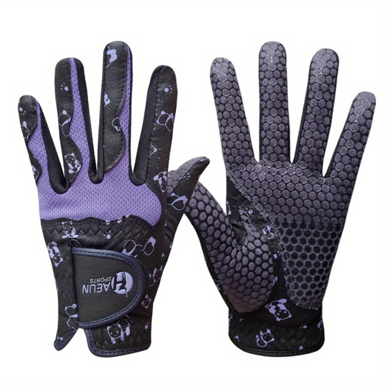 A pair of Women's golf gloves, durable and comfortable